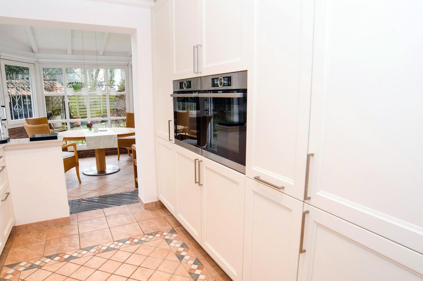 Krampe Ref SieMatic BeauxArts SE 2002 BA Uhl 0124